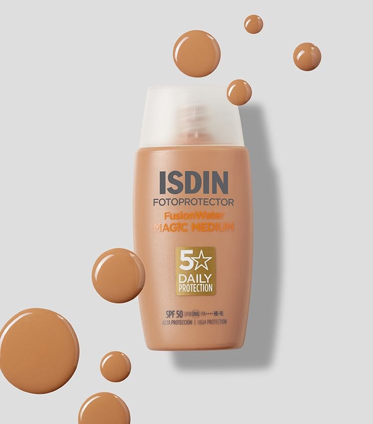کرم ضد آفتاب فیوژن واتر رنگی مدیوم SPF 50 حجم ۵۰ میلی‌لیتر